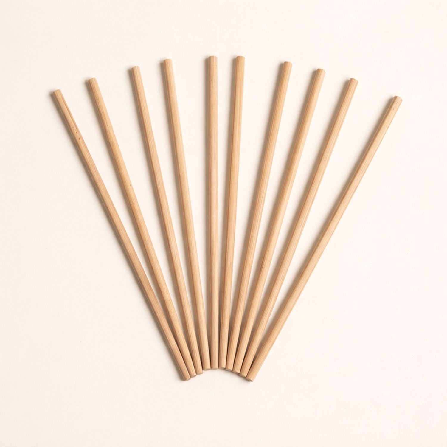 Natural Wooden Chopsticks - Reusable & Eco-Friendly Kitchen Utensils for Sushi, Ramen, and Noodles - Smooth Finish, Comfortable Grip (Pack of 5 Pairs, 24 cm)