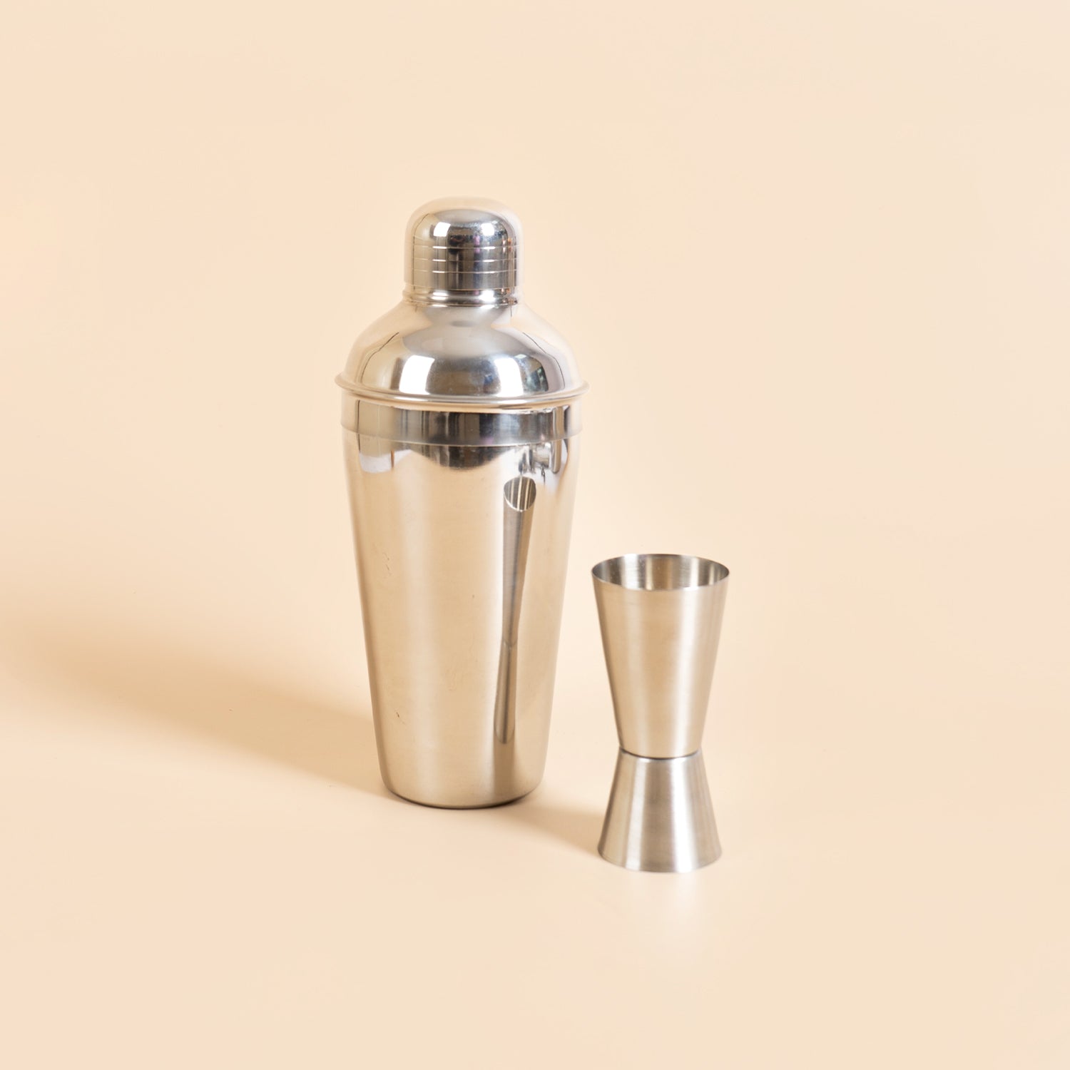 Set of 2 Stainless Steel Cocktail Shaker Set with Double-Sided Jigger – 750ml