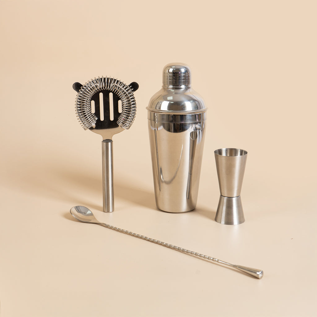 4-Piece Stainless Steel Cocktail Shaker Set – Includes Cobbler Shaker, Hawthorne Strainer, Double Measurer, and 30cm Twisted Bar Spoon – Professional Barware Kit (Silver) 7